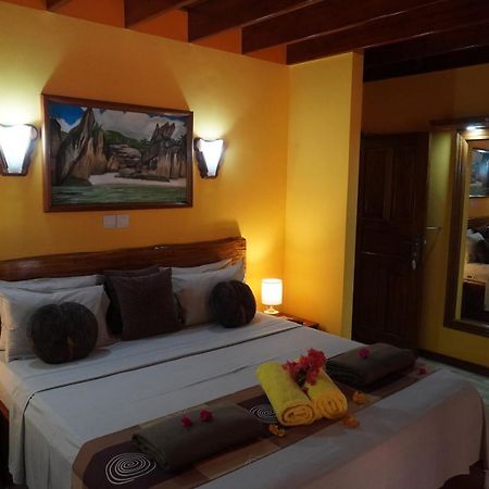 Anse Kerlan Beach Chalets المظهر الخارجي الصورة