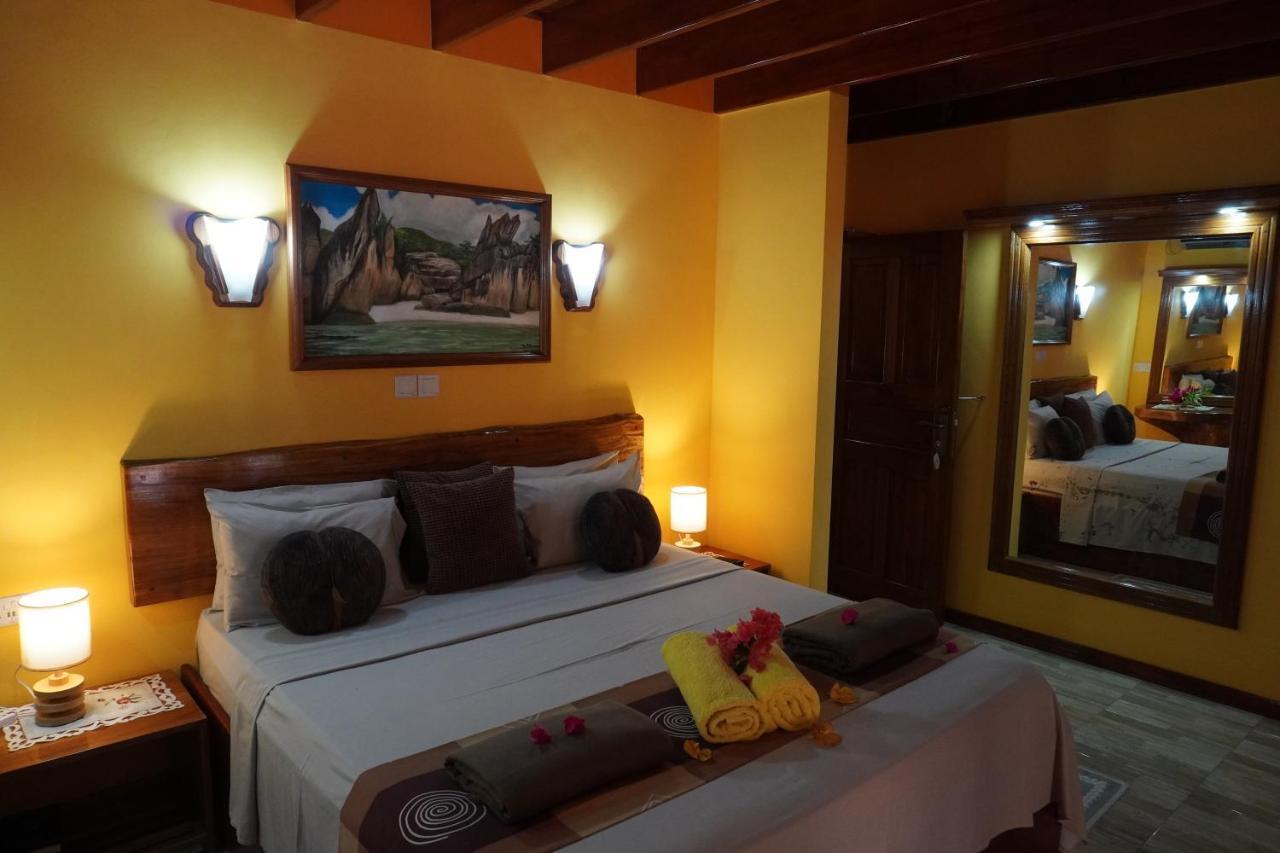 Anse Kerlan Beach Chalets المظهر الخارجي الصورة