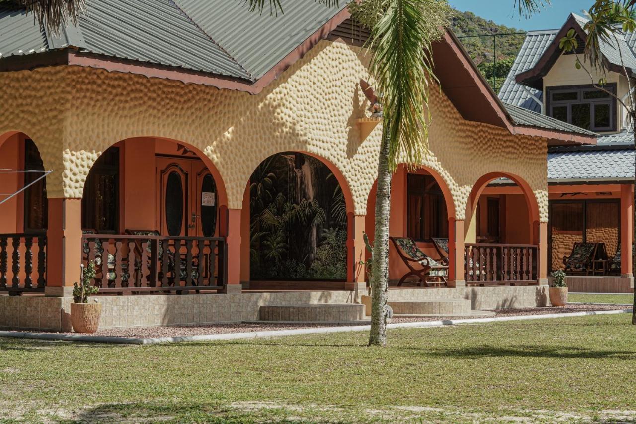 Anse Kerlan Beach Chalets المظهر الخارجي الصورة