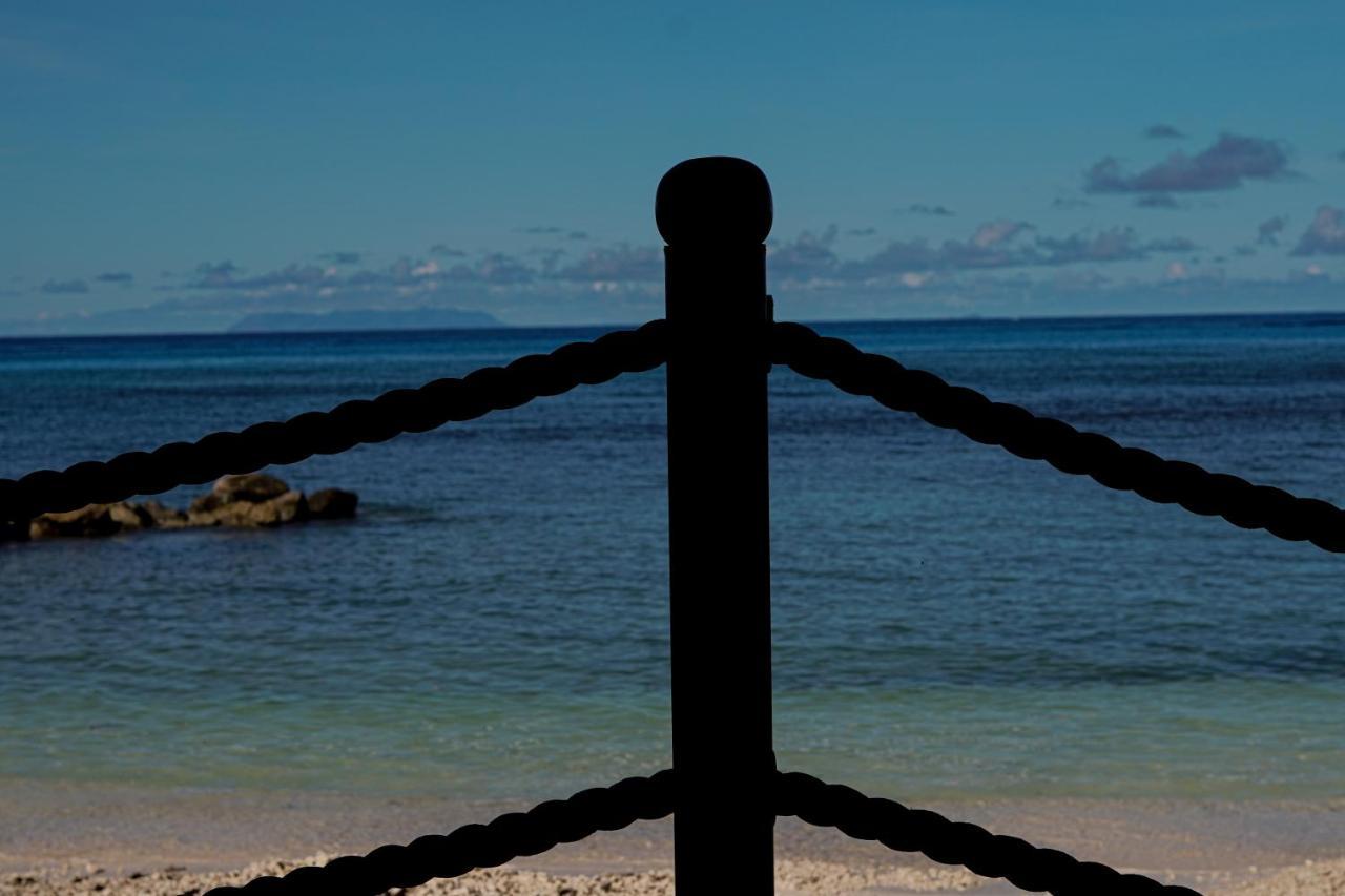 Anse Kerlan Beach Chalets المظهر الخارجي الصورة